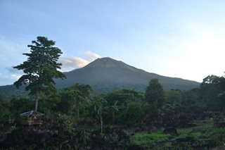 'Very shallow' quakes occur in Kanlaon volcano vicinity