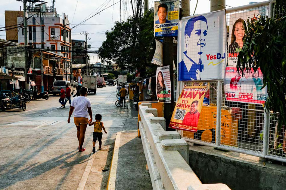 halalan-2022-campaign-posters-adorn-public-areas-abs-cbn-news