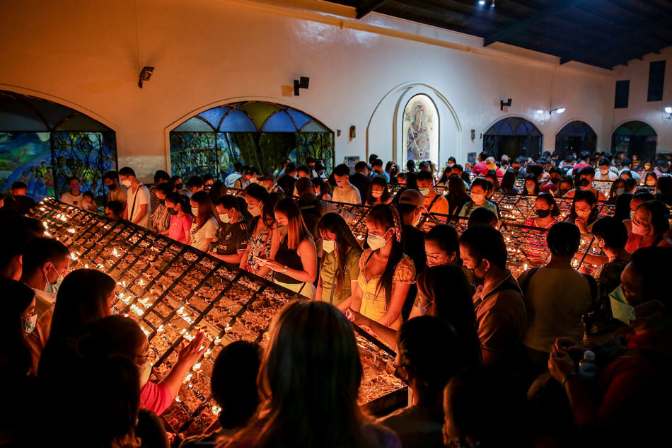 People visit the National Shrine of Our Mother of Perpetual Help commonly known as Baclaran Church on the first Wednesday of the month, February 2, 2022. George Calvelo, ABS-CBN News