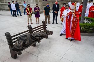 LOOK: Manila Cathedral unveils ‘Homeless Jesus'