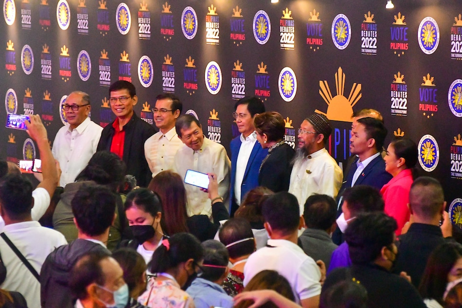 Nine presidential candidates pose ABS-CBN News