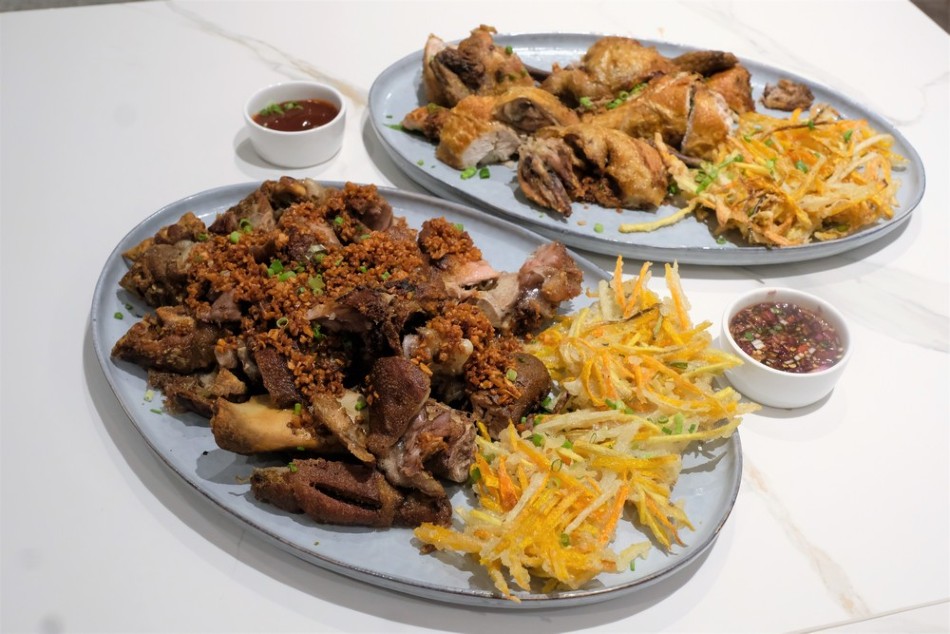 Big platters. Jeeves de Veyra
