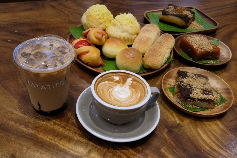 You can also come in for coffee and merienda. Jeeves de Veyra