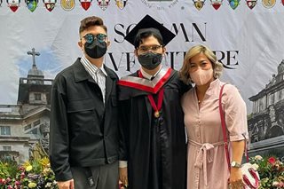 Vhong Navarro celebrates son’s delayed graduation rites