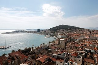 Lacking tourism workers, Croatia recruits abroad
