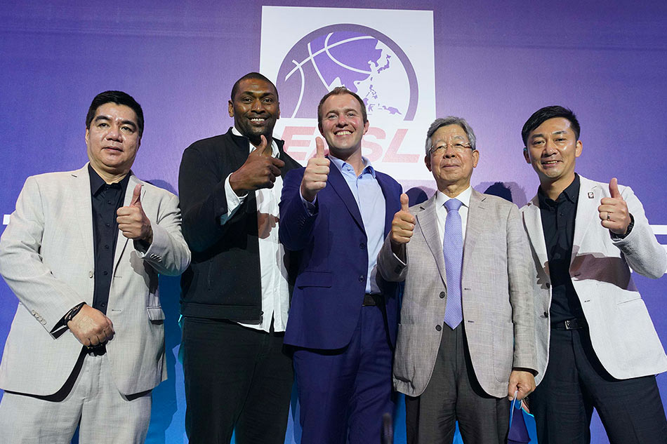 NBA great Metta World Peace Handout photo
