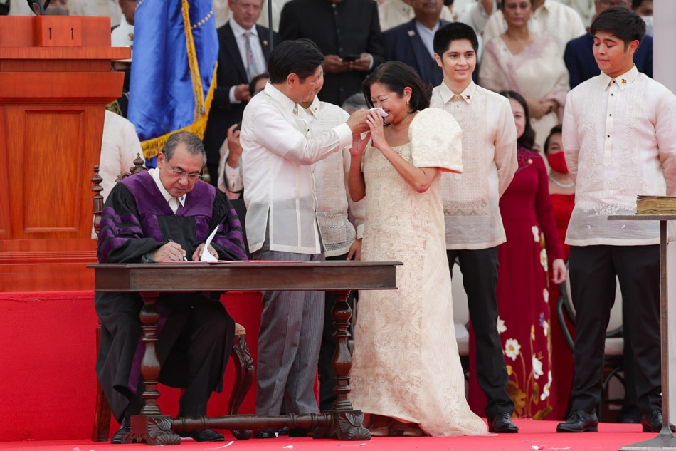 Ferdinand Marcos, Jr. inaugurated as 17th PH president 16