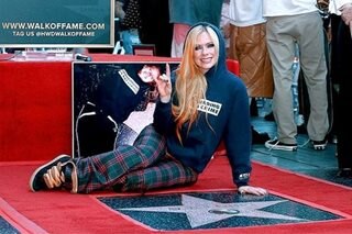 LOOK: Avril Lavigne earns Hollywood Walk of Fame star