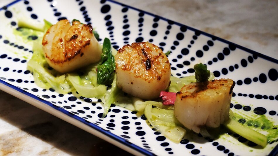 The St. Jacques Scallops on a green pea mash was a nice savory appetizer. Jeeves de Veyra