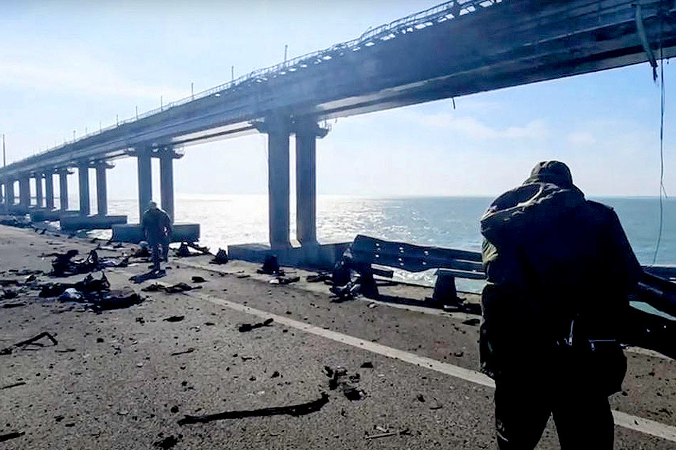 Russia says 3 killed in Crimea bridge blast ABSCBN News