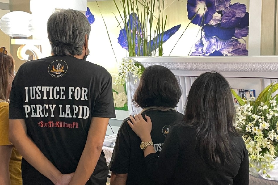 Percy Lapid Laid To Rest With Killers Still At Large Abs Cbn News 5637