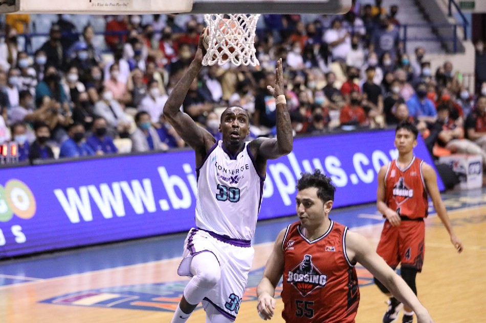 Converge import Quincy Miller in action in the 2022 PBA Commissioner