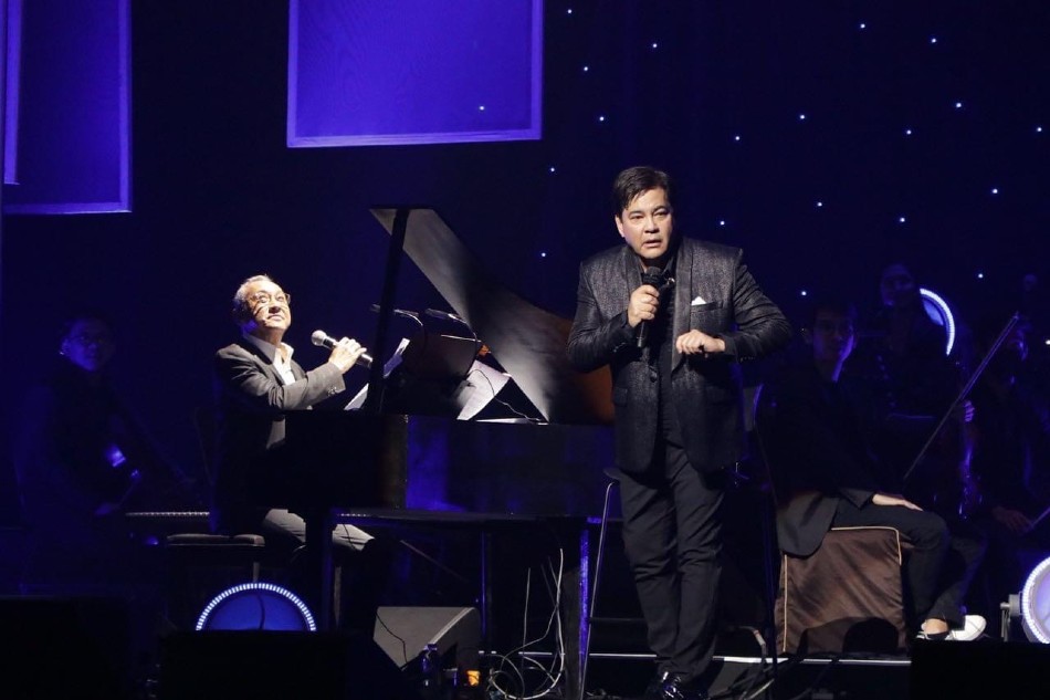 Enjoying Wonderful World: Solaire welcomes Martin Nievera home