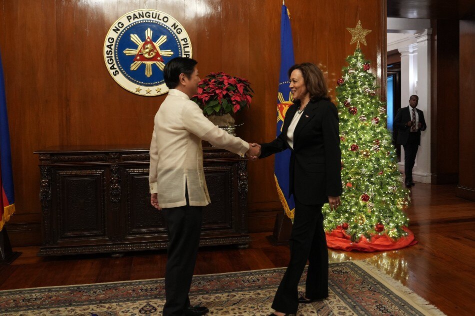 President Ferdinand Marcos Jr. and US Vice President Kamala Harris shake hands after their meeting at the Malacañang Palace in Manila on Nov. 21, 2022. MPC/POOL PHOTO