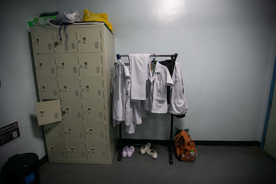  The female dressing room of the endoscopy unit at the Quirino Memorial Medical Center on May 8, 2020. Gigie Cruz, ABS-CBN News/File