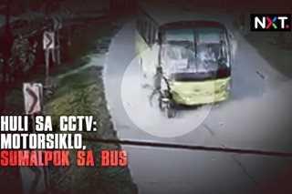 Huli sa CCTV: Motorsiklo, sumalpok sa bus 