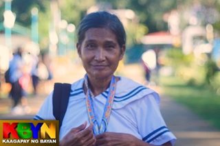 Lola sa Camarines Norte pursigidong makapagtapos ng pag-aaral