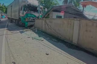 2 patay nang mabangga ng truck sa Samar
