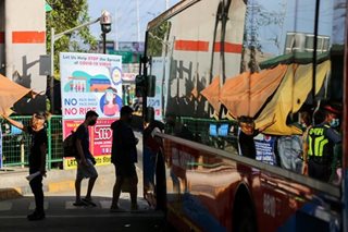 Marcos Jr. ipinapanukala ang hiwalay na bus, tren sa unvaccinated