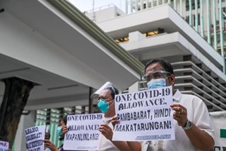 Health workers push for P15,000 special risk allowance