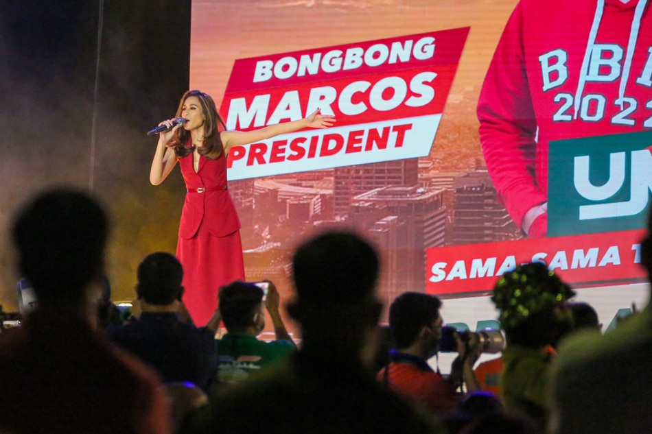 Actress Toni Gonzaga hosts the BBM-Sara UniTeam’s proclamation rally at the Philippine Arena in Bulacan on February 8, 2022. Jonathan Cellona, ABS-CBN News.