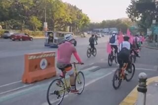 Health workers nag-'pink caravan' sa Quezon City