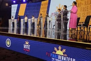 Presidential bets face off in Comelec debate