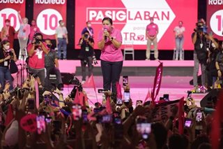 Robredo slams fake news, red-tagging at Pasig rally