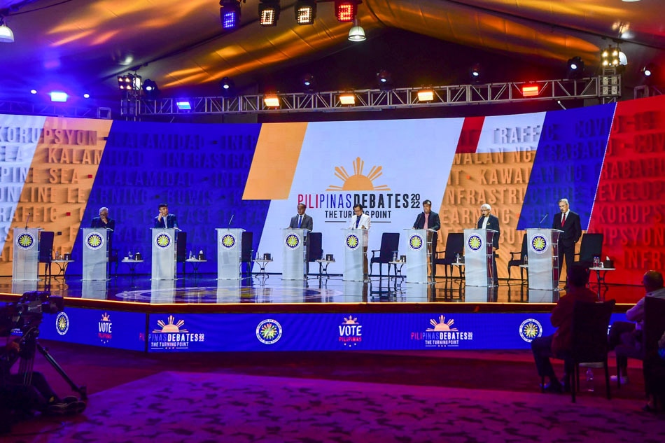 7 vice presidential bets share stage for #PilipinasDebates2022 9