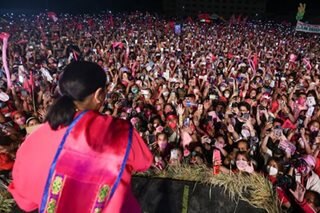 ‘Babawi kami’: Nueva Ecija turns pink for Robredo