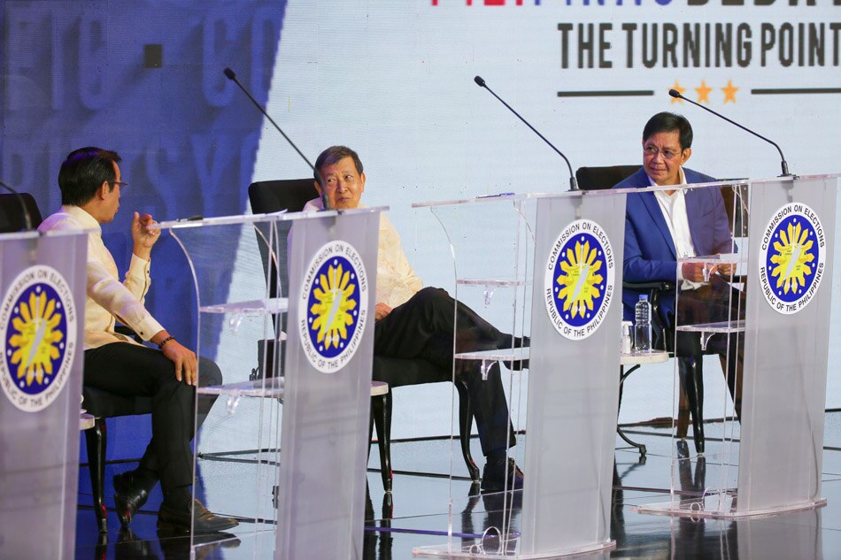 IN PHOTOS: Presidential bets share plans during Comelec 2nd presidential debate 3