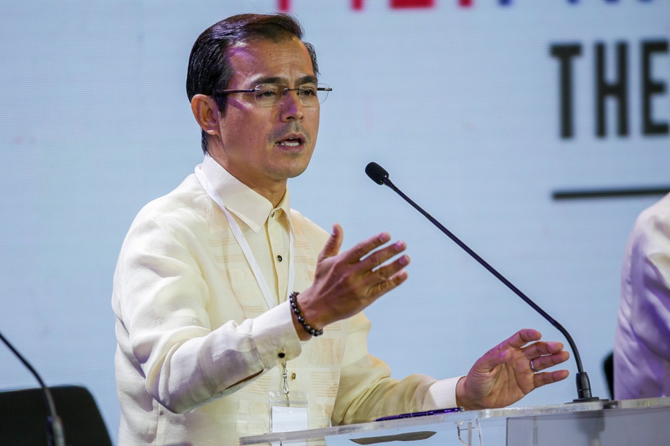 IN PHOTOS: Presidential bets share plans during Comelec 2nd presidential debate 7