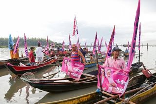 'Pink fluvial parade' backs Leni-Kiko