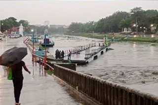 Marikina River water level rises after rains 