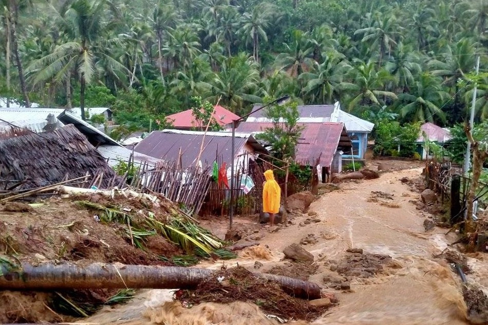 A landslide hit Barangay Bahay, Abuyog, Leyte before dawn on Monday Photo courtesy of Rechele Survilla