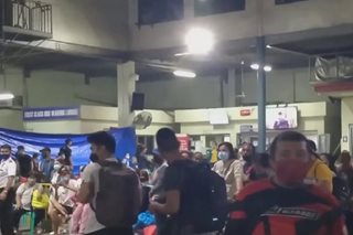 Ilang pasahero naghintay ng higit 10 oras sa Cubao