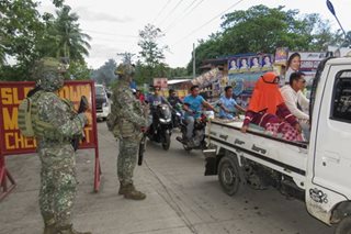 Soldiers install checkpoints ahead of May 9 election