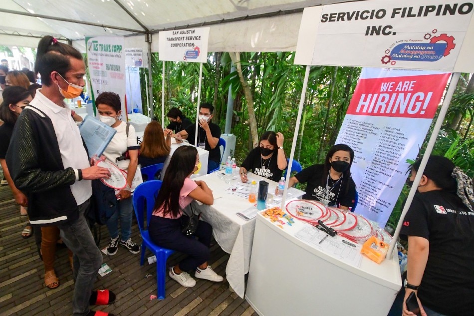 Job hunters visit a job fair in Manila on Labor Day, May 1, 2022. An estimated 3.13 million Filipinos are jobless, while around 6.38 million Filipinos are underemployed based on the February 2022 report released by the Philippine Statistics Authority. Mark Demayo, ABS-CBN News