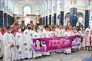 Cebu clergy holds mass for Robredo-Pangilinan tandem