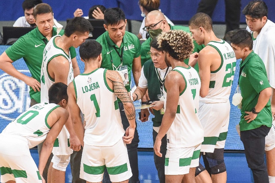 La Salle head coach Derrick Pumaren gives instructions to the Green Archers during their UAAP Season 84 Final 4 game against the UP Fighting Maroons. UAAP Media