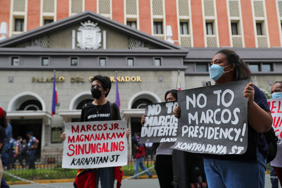  Bayan Southern Tagalog youth groups called for the disqualification of Ferdinand Marcos Jr.'s candidacy for president, February 2, 2022. Jonathan Cellona, ABS-CBN News