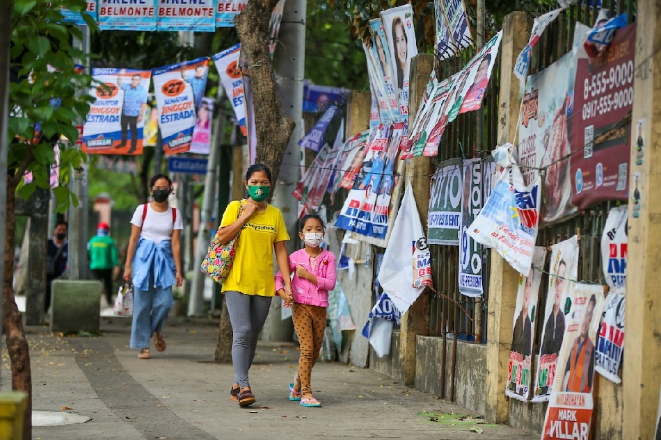 Campaign poster sa may C.P. Garcia sa Quezon City noong Abril 27, 2022. Jonathan Cellona, ABS-CBN News/File