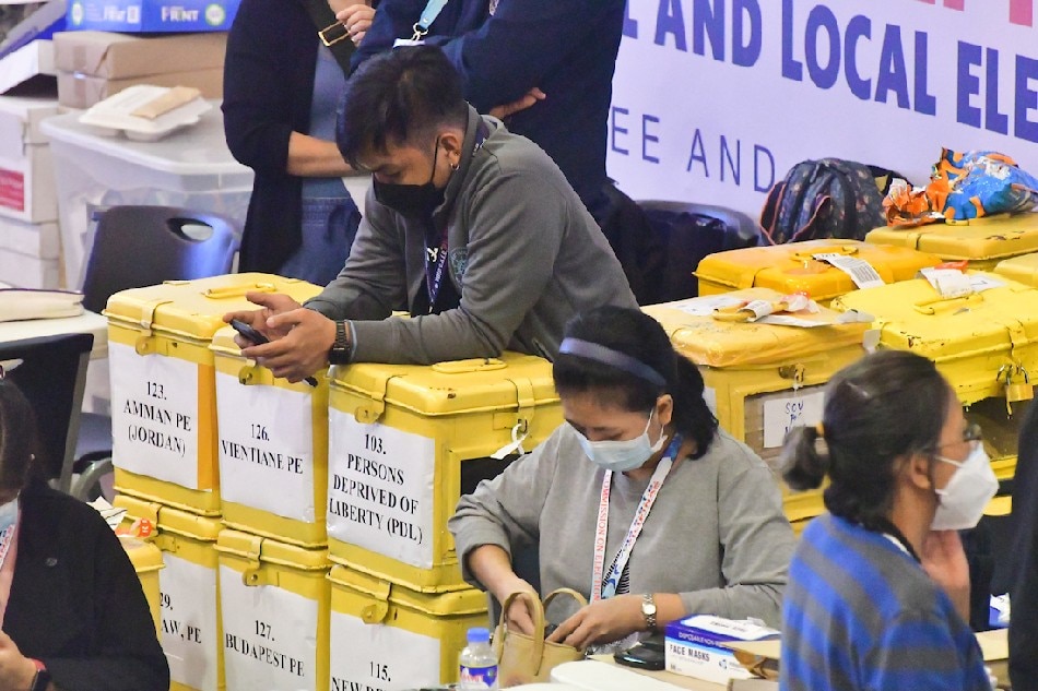 The Commission on Elections National Board of Canvassers receive boxes containing certificates of canvass at the Philippine International Convention Center (PICC) in Pasay City on May 15, 2022. Mark Demayo, ABS-CBN News