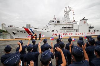 Duterte, kinomisyon ang bagong barko ng PH Coast Guard