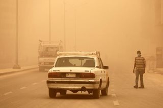 Sandstorm brings Iraq to standstill