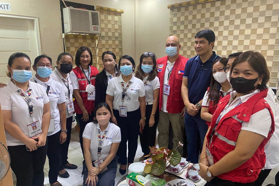Tulfo visits Davao DSWD facilities for transition | ABS-CBN News