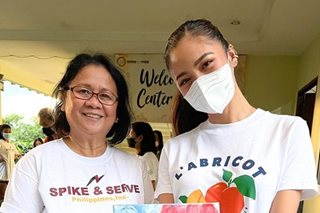 Kim Chiu tears up after visit to charity for children
