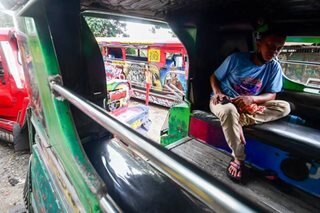 20 pct ng jeepney drivers sa NCR tumigil muna sa pamamasada