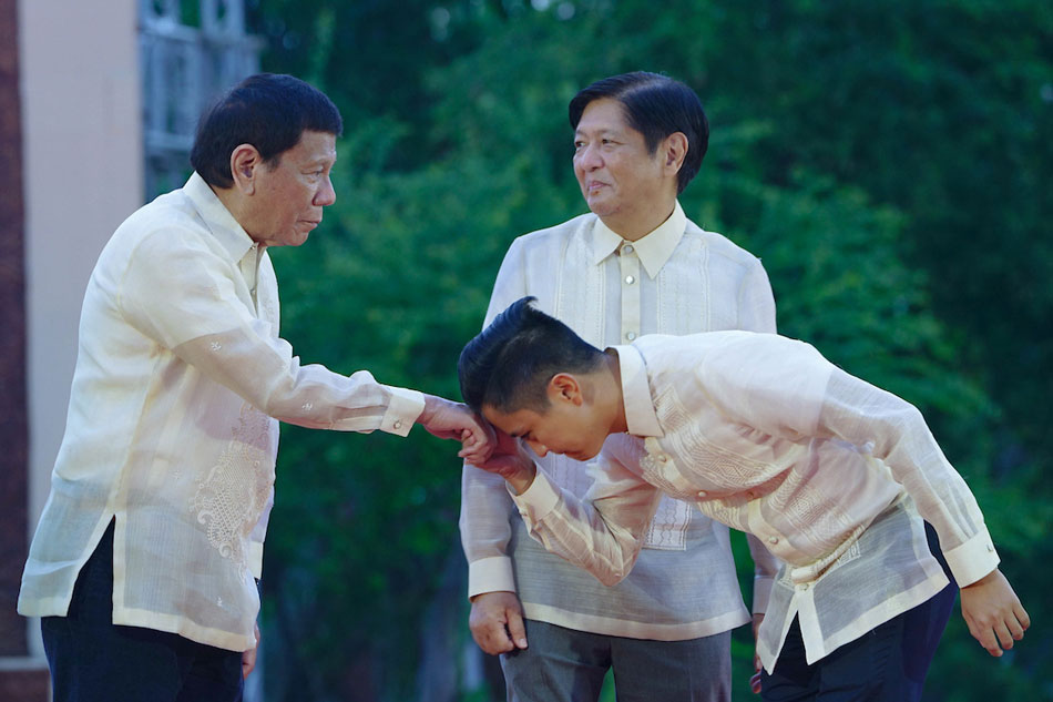 President Rodrigo Duterte interacts with President-elect Ferdinand Marcos, Jr. and son, Ilocos Norte Representative-elect Sandro Marcos in Davao City on June 19, 2022. Joey Dalumpines, Presidential Photo