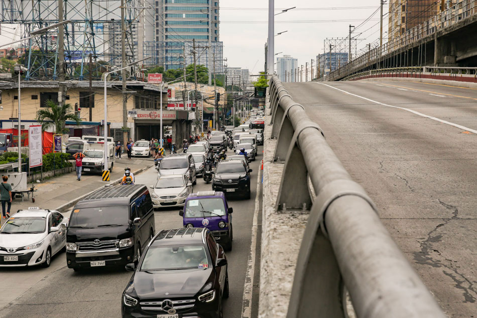 Traffic builds up  ABS-CBN News